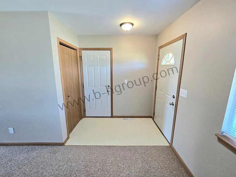 8845 17th Ave — Photo 5