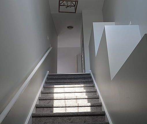 4th image of 4308 Blue Iris Ct