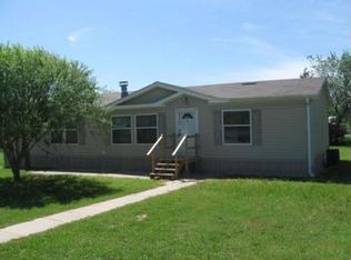 160 Oak Ridge Dr, Gainesville, TX 76240