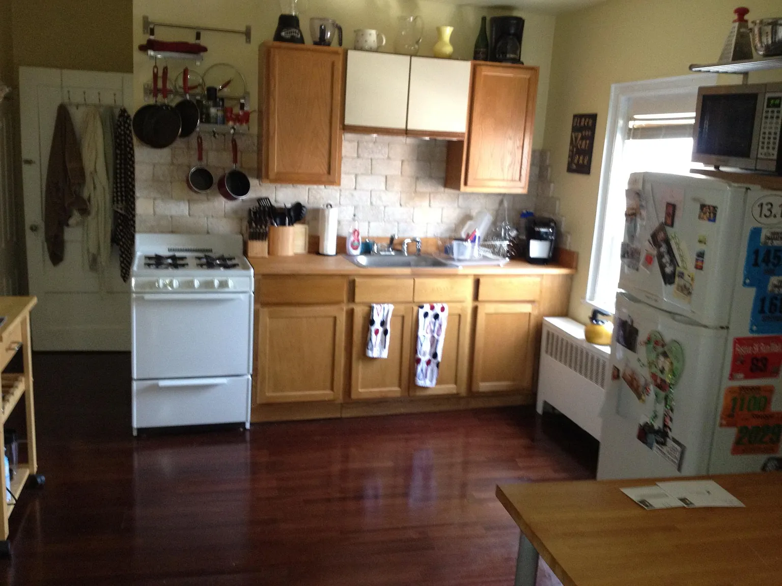 2 bed, 750 sqft, $1,600 — Photo 2
