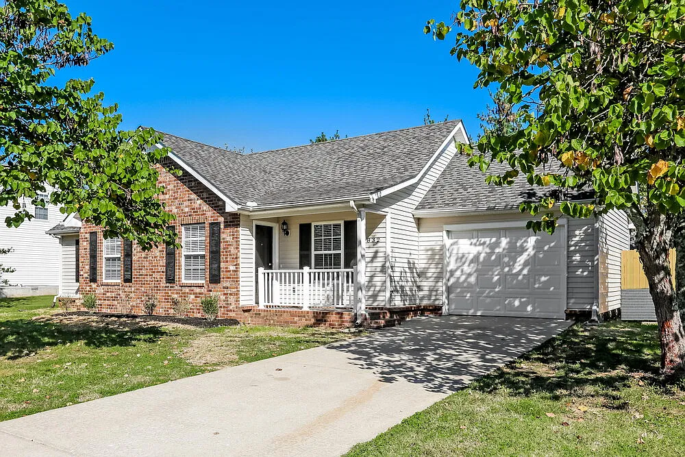 3 bed, 2.0 bath, 1266 sqft, $2,780 — Photo 4