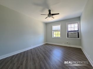 725 Saint Johns Ave #A9, Highland Park, IL 60035