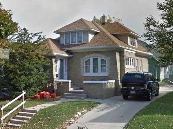 210 S 73rd St, Milwaukee, WI 53214
