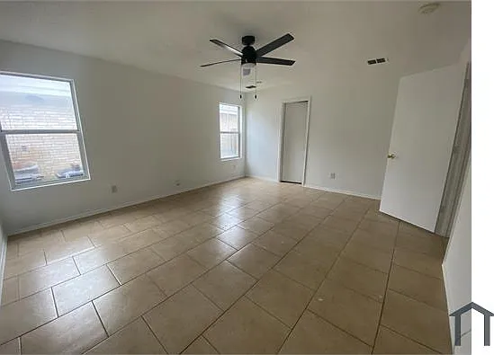 3883 Steeplechase Dr — Photo 15