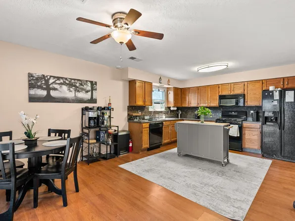 6404 Gambel Quail Rd NE, Rio Rancho, NM 87144
