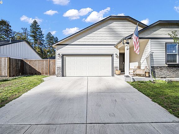 2nd image of 763 S 53rd Pl