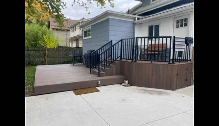 506 S West St — Photo 1