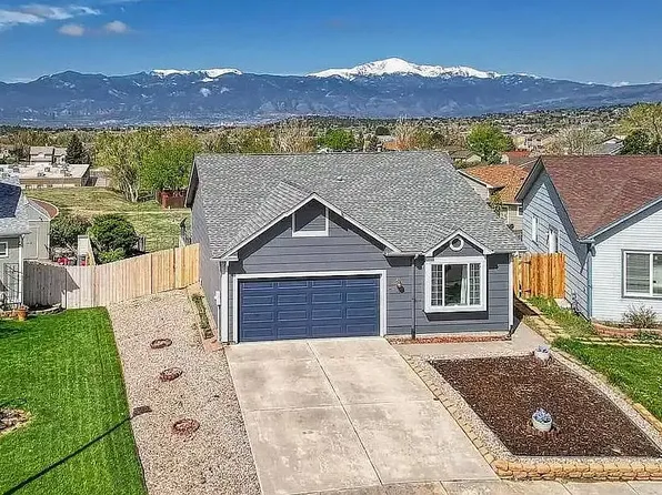2330 Ambleside Dr, Colorado Springs, CO 80915