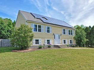 864 Oakhill Ave, Attleboro, MA 02703