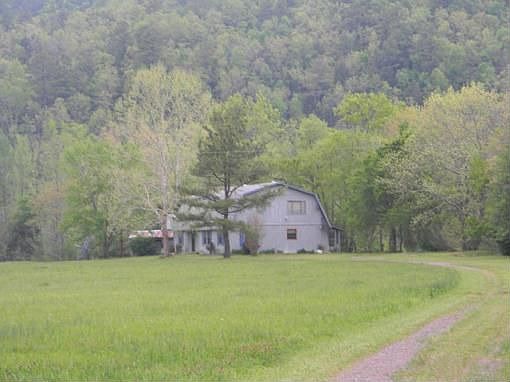3rd image of 18402 E Hwy 28 Arc