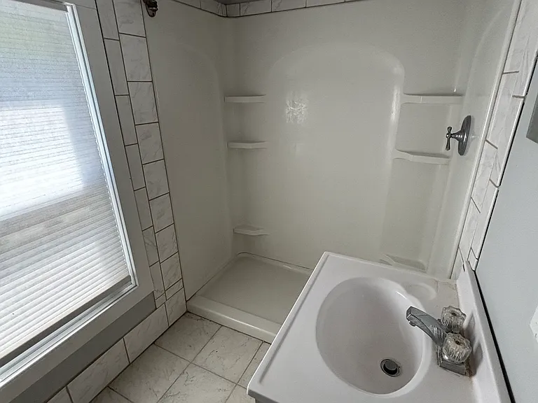 42 Nashville Rd — Photo 10