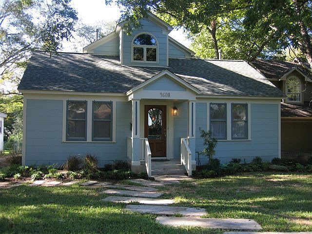 Curb View