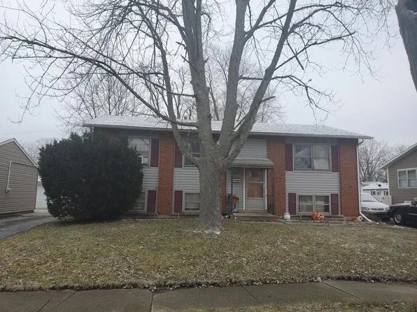 901 Princeton Ave, Matteson, IL 60443