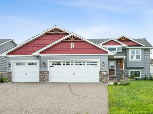 1142 W Edge Pl, New Richmond, WI 54017