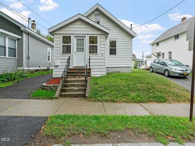 28 Tremont Street, Albany, NY, 12205