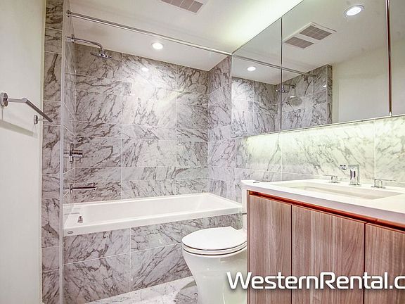 5th image of 455 SW Marine Dr #1603