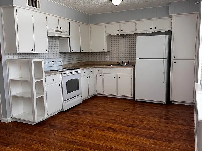 1507 Bundrant Dr — Photo 15