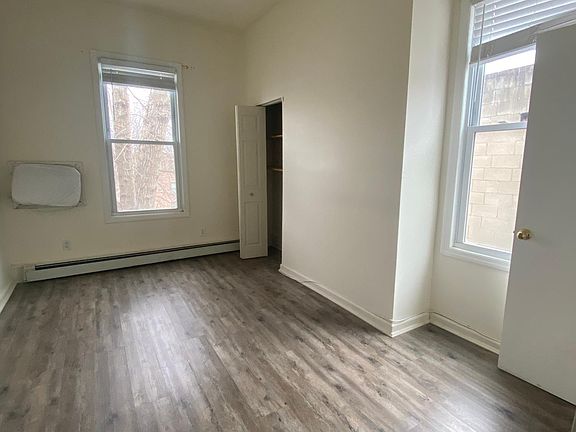 2nd image of 465 Warburton Ave #1