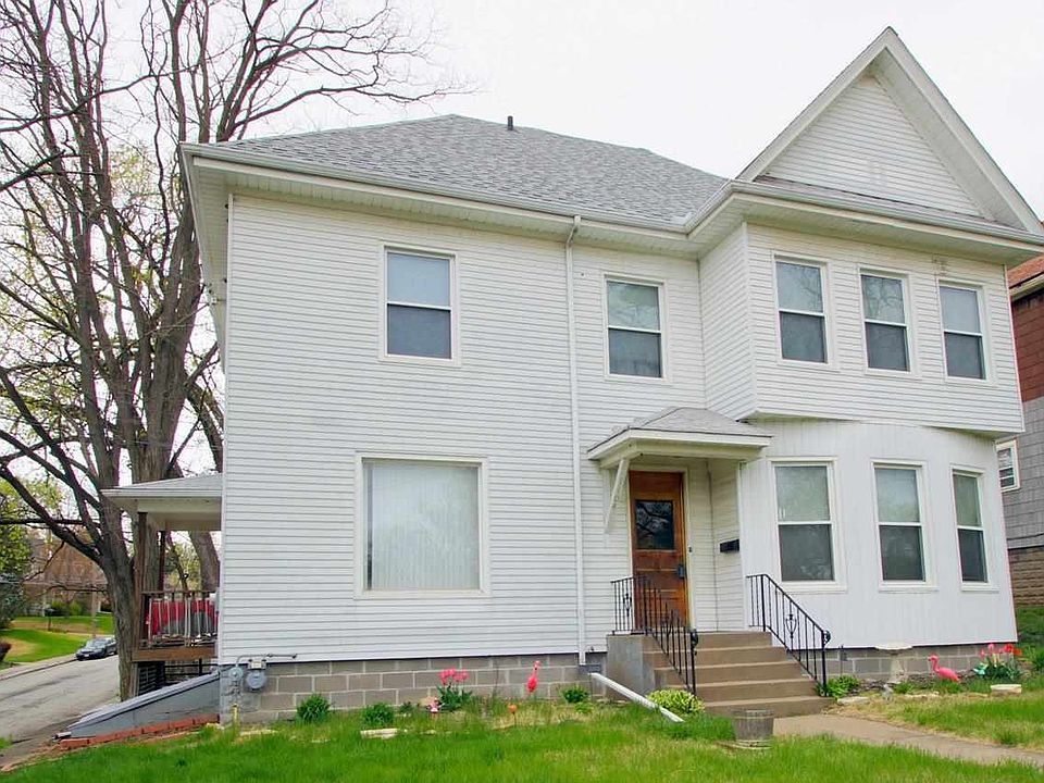1st image of 1104 E 10th St