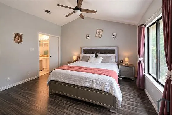 1128 Prospect Dr — Photo 8