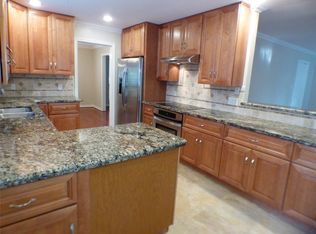 8110 Mullins Dr, Houston, TX 77081