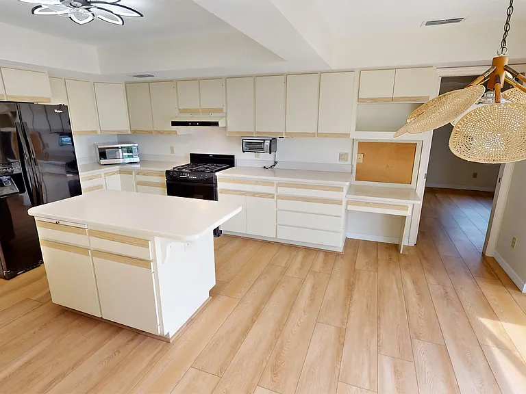 3950 San Pietro Ct — Photo 10