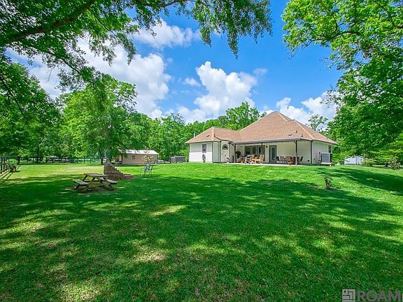 3rd image of 30555 Weiss Rd