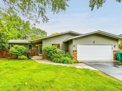 947 Dawn Ave, Shoreview, MN, 55126