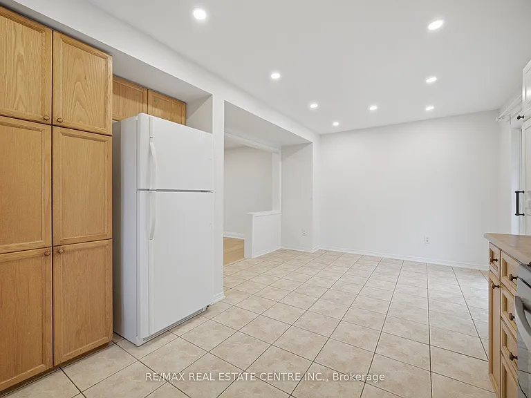 2360 Parkhaven Blvd #10 — Photo 18