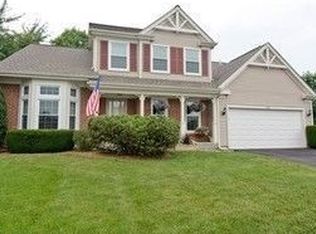 332 Russellwood Ct, Schaumburg, IL