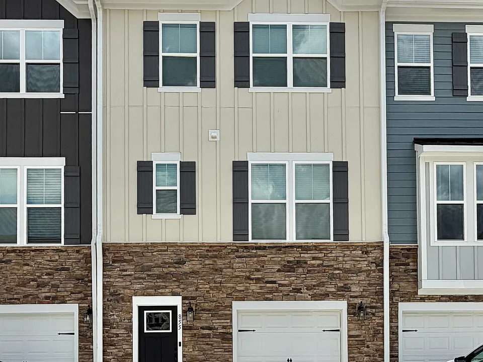 855 Parc Townes Dr