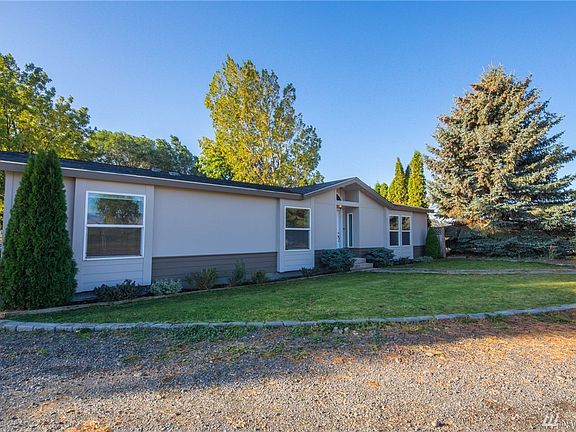 ~Home featuring 2,240 sq.ft, 3 bed, office & 2.5 bath!~