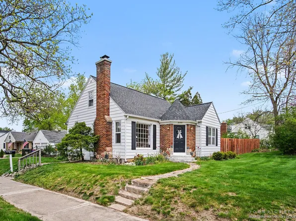 2101 Boston St SE, Grand Rapids, MI 49506