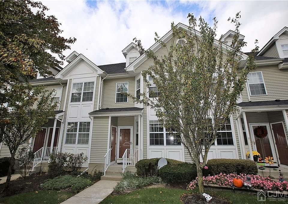 1st image of 1603 Blossom Cir