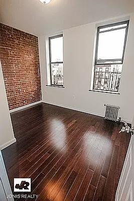 Rented by Jonis Realty | media 1