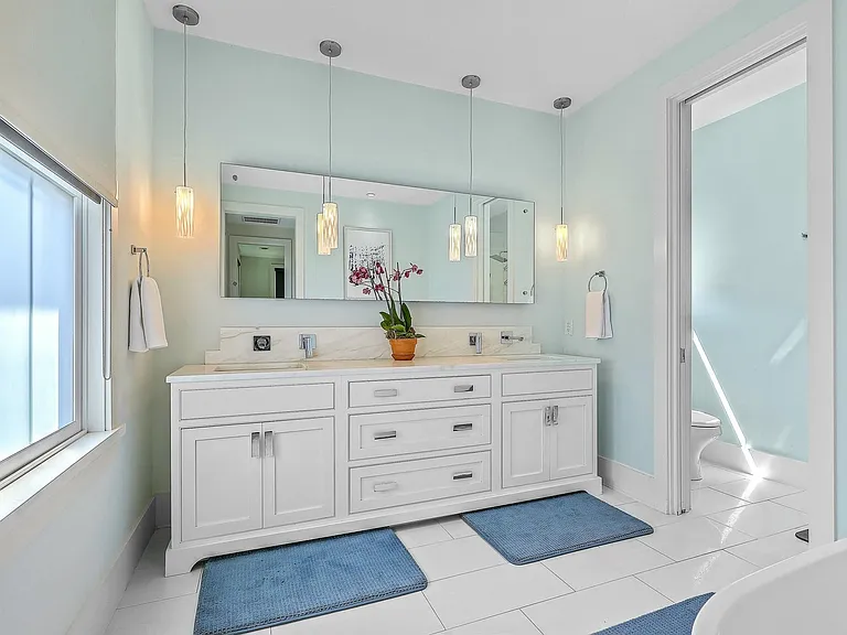 Bathroom ensuite