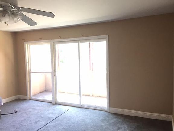 2nd image of 825 Live Oak Ave #J