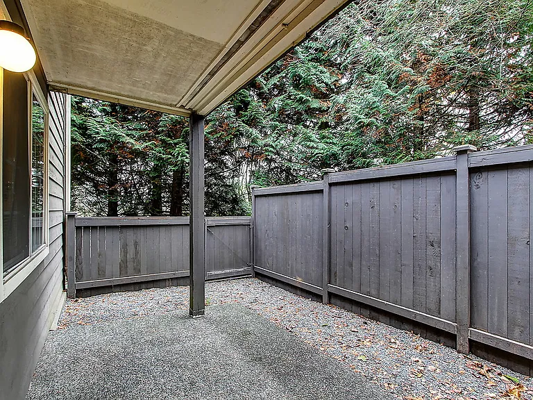 Elevation — Photo 18