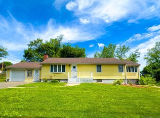 57 Sebec St, Hamden, CT 06517