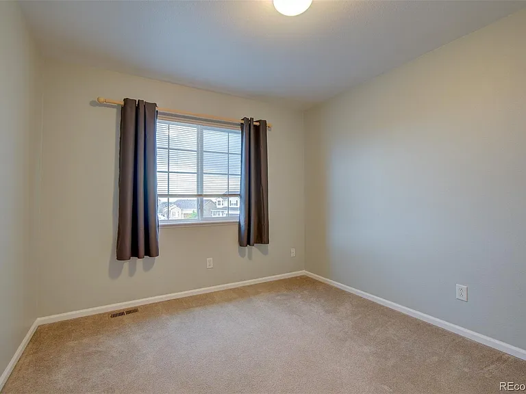 9141 Sunningdale Rd — Photo 31