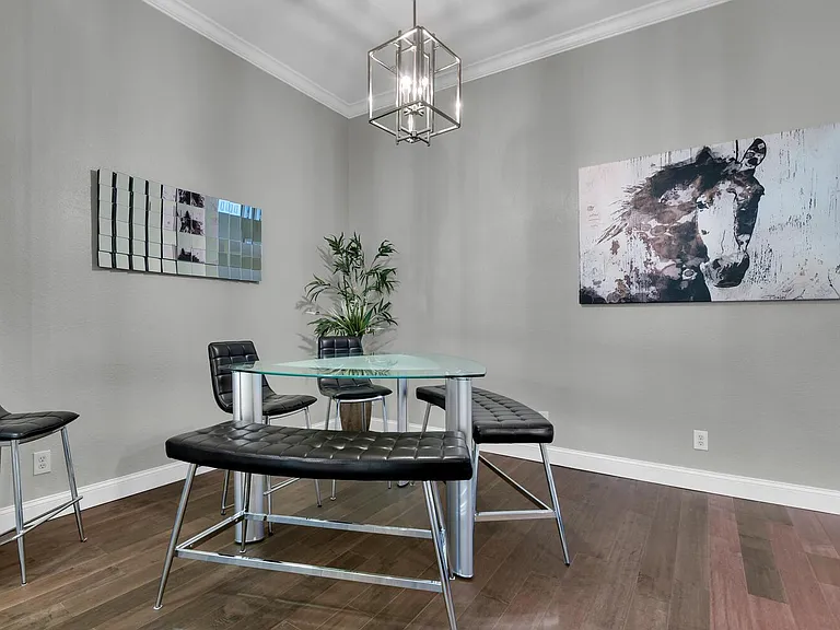 710 Lalique Cir #906 — Photo 10