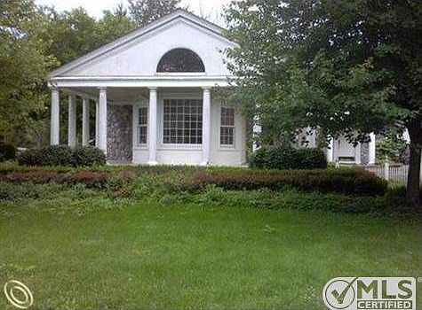 574252409 Front view.JPG