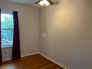 114 Carmel Dr — Photo 12