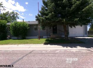 802 9th Ave, Scottsbluff, NE 69361