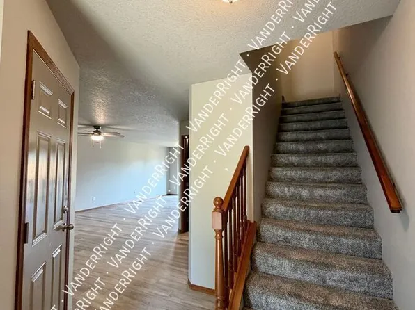 4808 W Cayman St, Sioux Falls, SD 57107