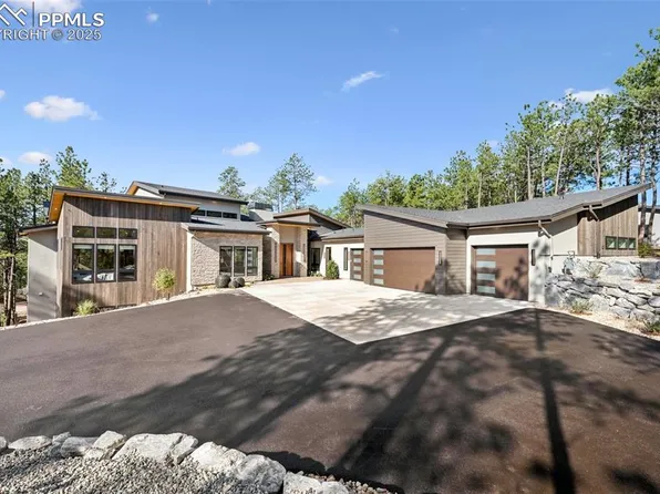 300 Grandwood Dr, Monument, CO 80132