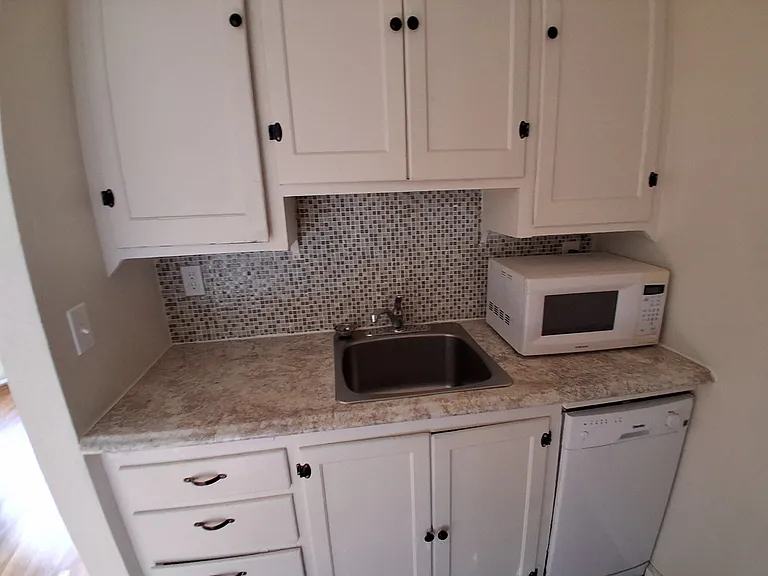 Kitchen (6)_12232025