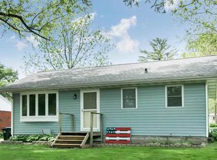 714 5th Avenue Pl, Coralville, IA 52241