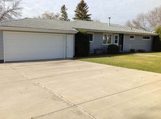 1317 5th Ave E, Washburn, ND 58577