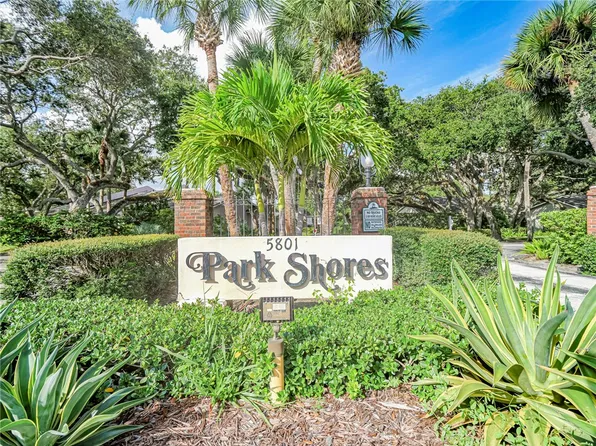 212 Park Shores Cir #212B, Indian River Shores, FL 32963